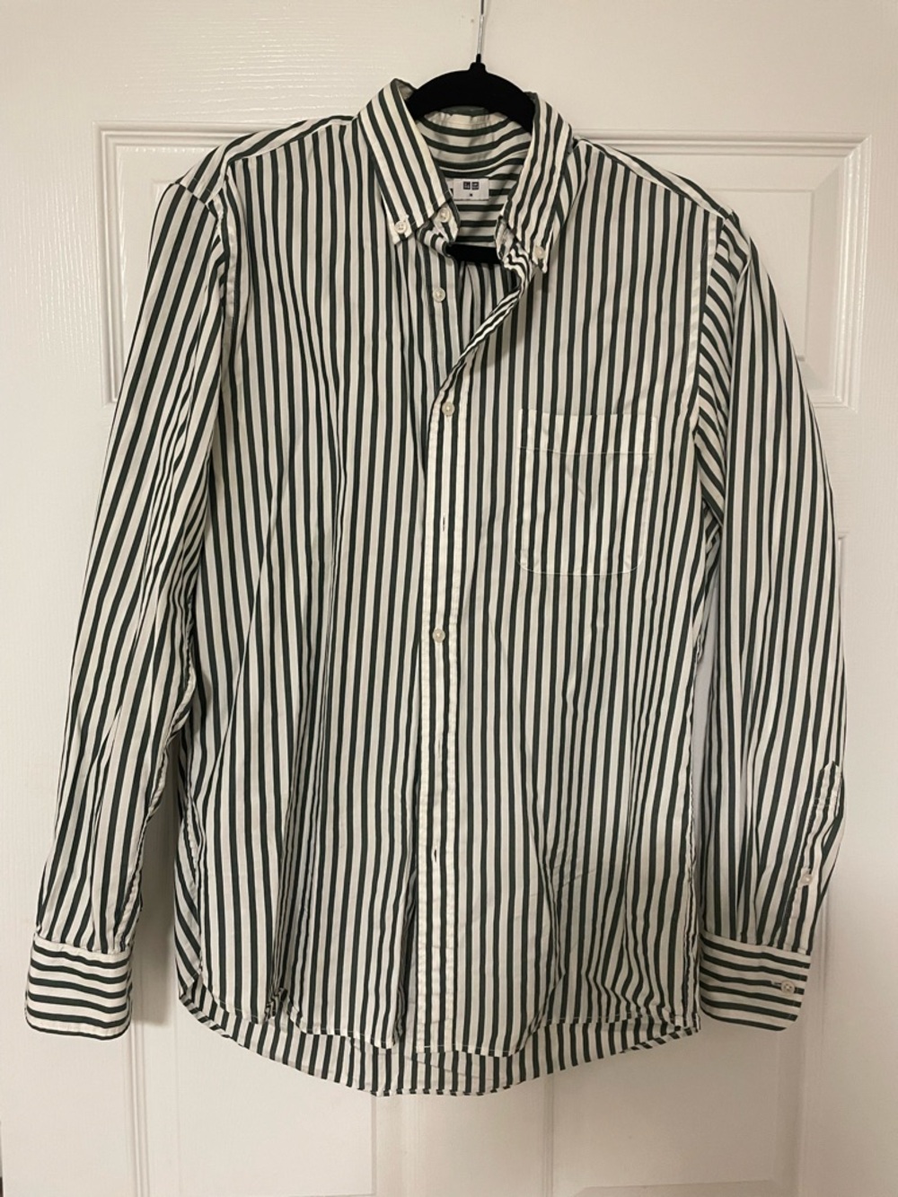 Uniqlo 100% Cotton Green and White Stripe Button-Down